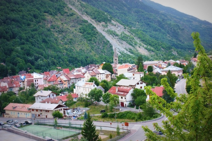 Village de Saint Etienne de Tinée - Saint-Étienne-de-Tinée