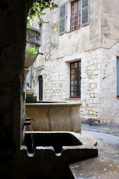 Fontaine à Saint Paul de Vence - Saint-Paul