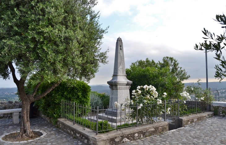 Monument aux Morts - Saint-Paul