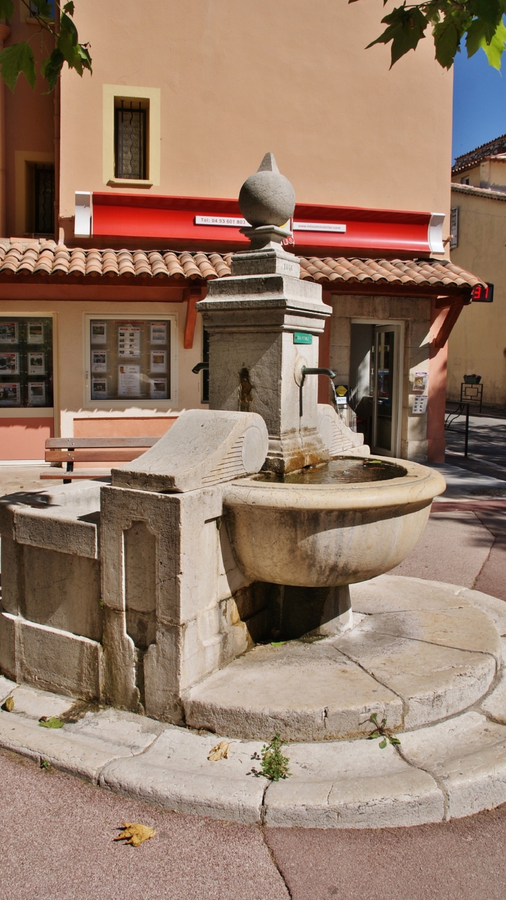 Fontaine - Saint-Vallier-de-Thiey