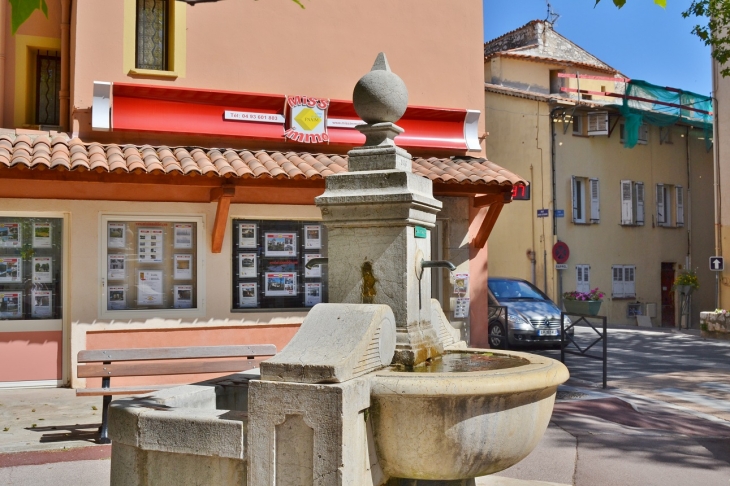 Fontaine - Saint-Vallier-de-Thiey