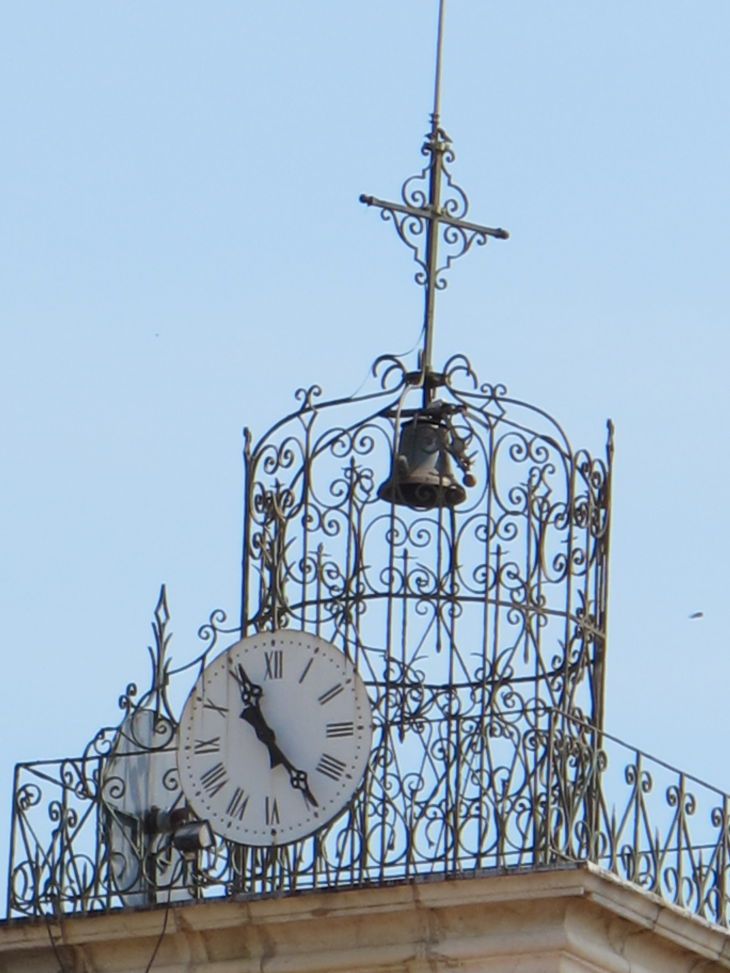 Le campanile du clocher de l'église de Spéracèdes