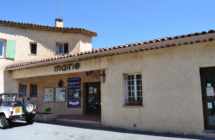 La Mairie - Spéracèdes