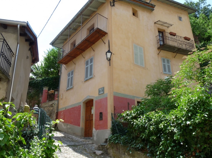 Dans le village - Tende