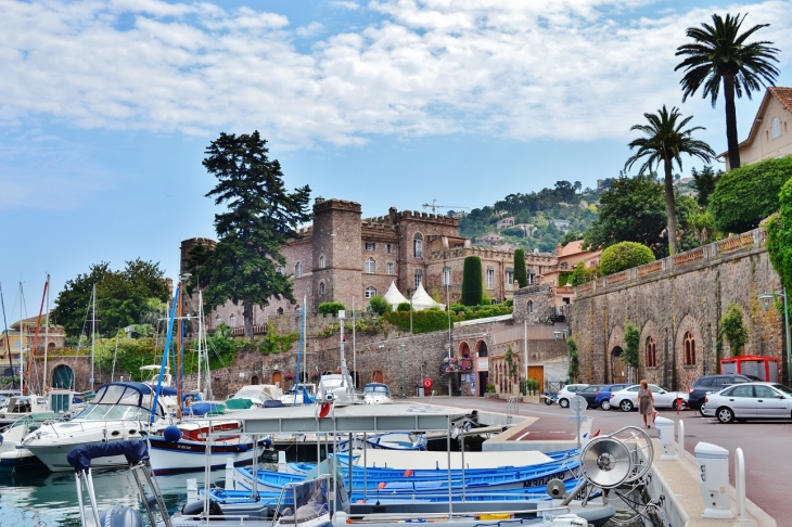 Le-port et le Château - Théoule-sur-Mer