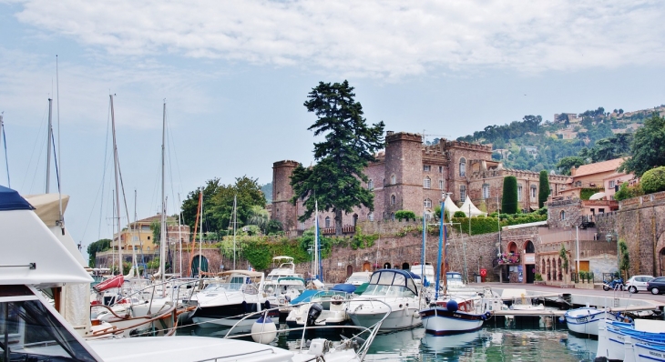 Le-port et le Château - Théoule-sur-Mer