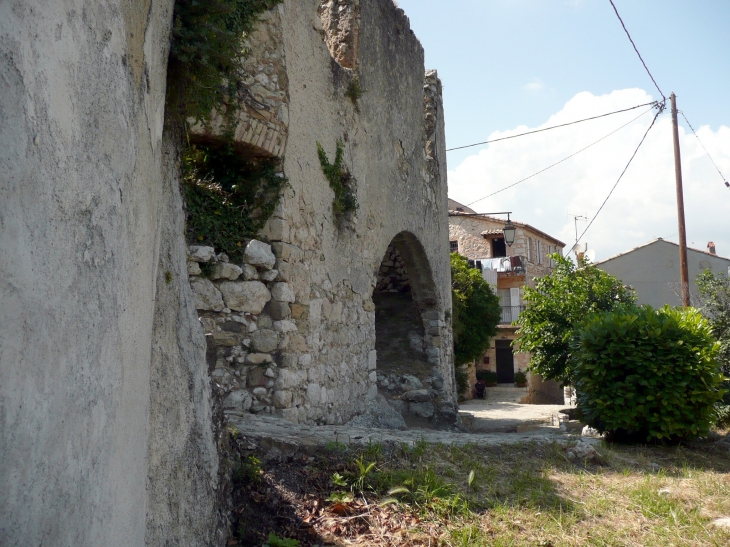 Rue de la montée du chateau - Tourrette-Levens