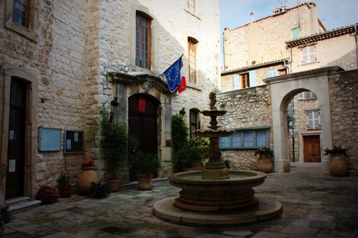 Fontaine de Tourette sur Loup - Tourrettes-sur-Loup