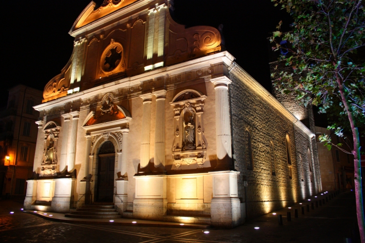 Vallauris L'église