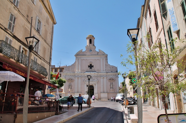 /église Ste Anne-St Martin - Vallauris