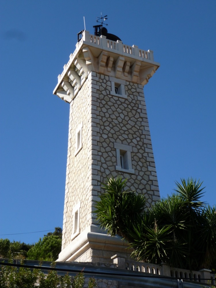 Vallauris le phare