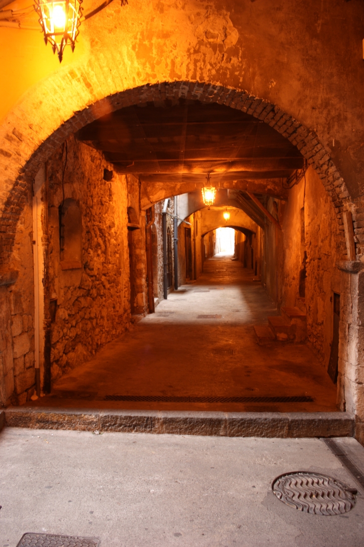 Ruelle de Villefranche sur mer - Villefranche-sur-Mer