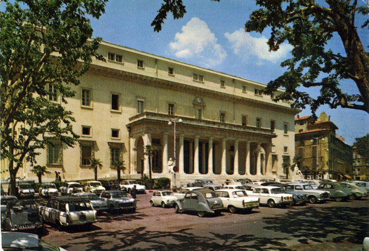 Palais de Justice XVIII° (carte postale de 1974) - Aix-en-Provence