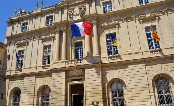 Hotel-de-Ville - Arles