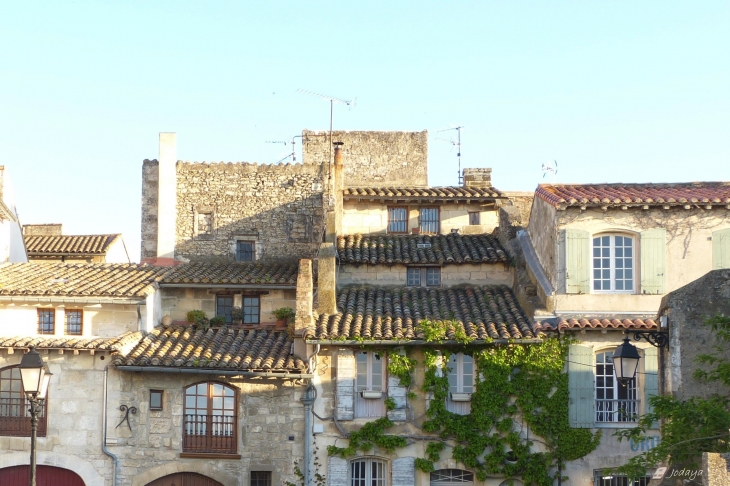 Arles. Place André Suares