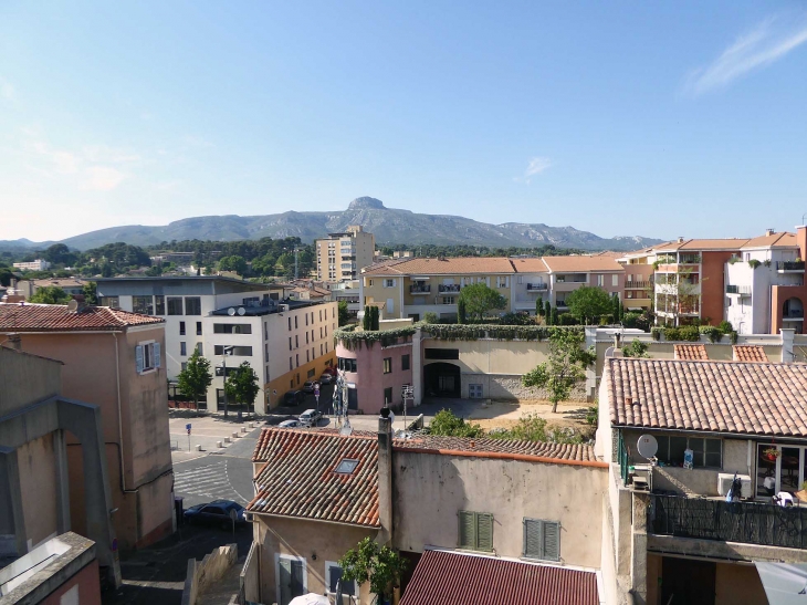 La-ville au-pied-du-Garlaban - Aubagne