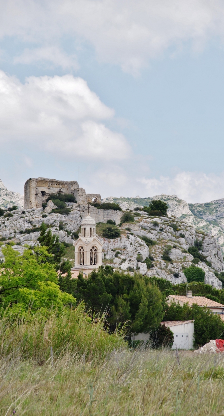 Ruines du Château d'Aureille ( 11/12 Em Siècle )