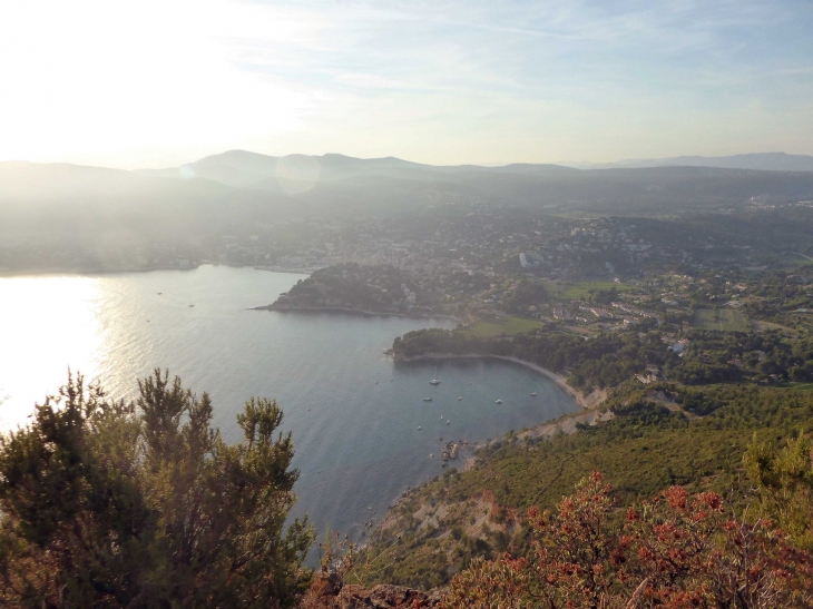 Le cap Canaille au coucher du soleil - Cassis