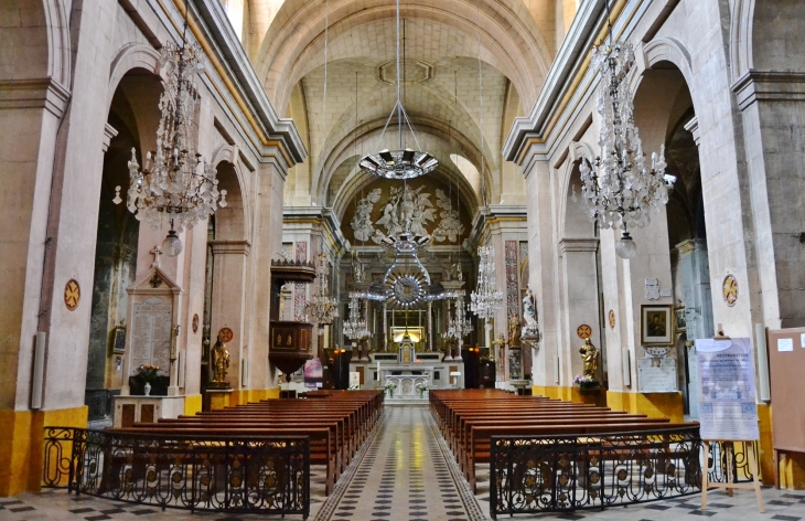 <église Notre-Dame de Grâce  - Eyguières