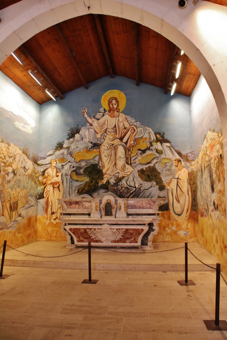 La Chapelle - Les Baux-de-Provence