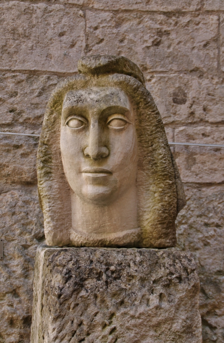 Sculpture - Les Baux-de-Provence