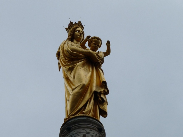 La Statue de Notre Dame - Marseille