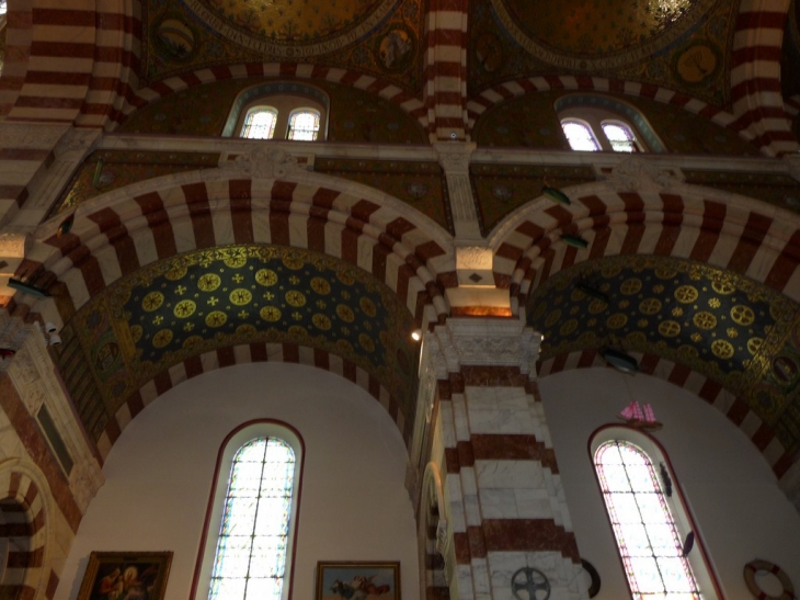 A l'intérieur de la Basilique - Marseille