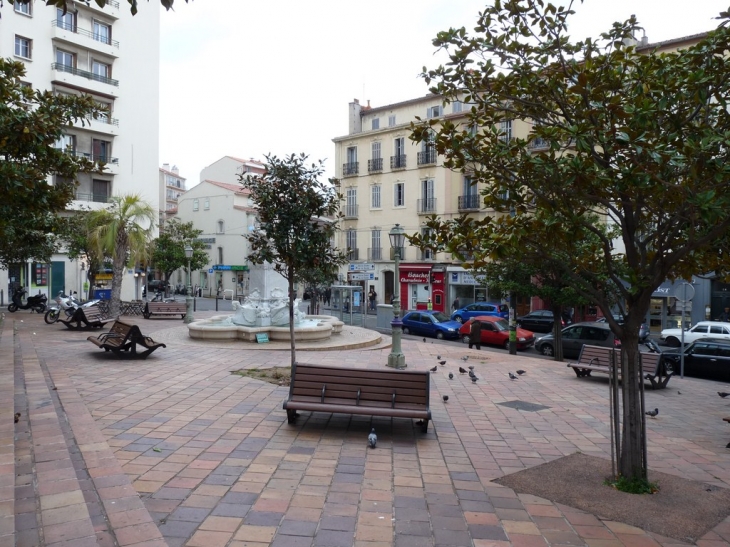 La place Joseph Etienne - Marseille