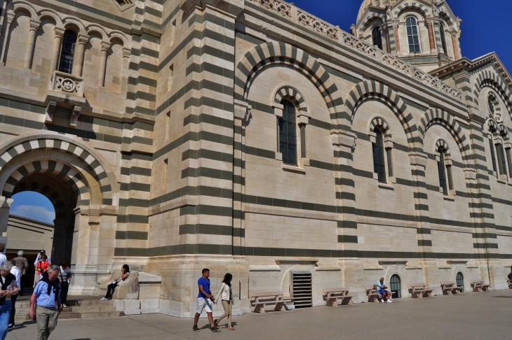 Notre-Dame de la Garde ( La Bonne Mère ) - Marseille