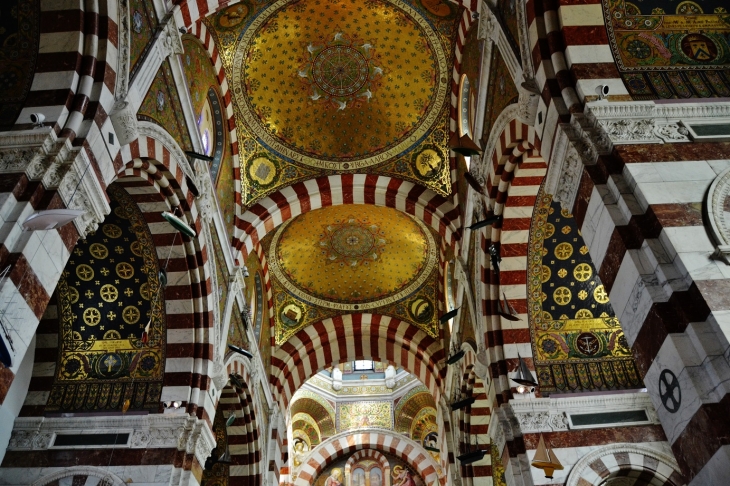 Notre-Dame de la Garde ( La Bonne Mère ) - Marseille