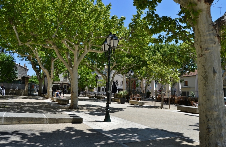 Le Village - Maussane-les-Alpilles