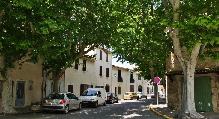  - Mouriès