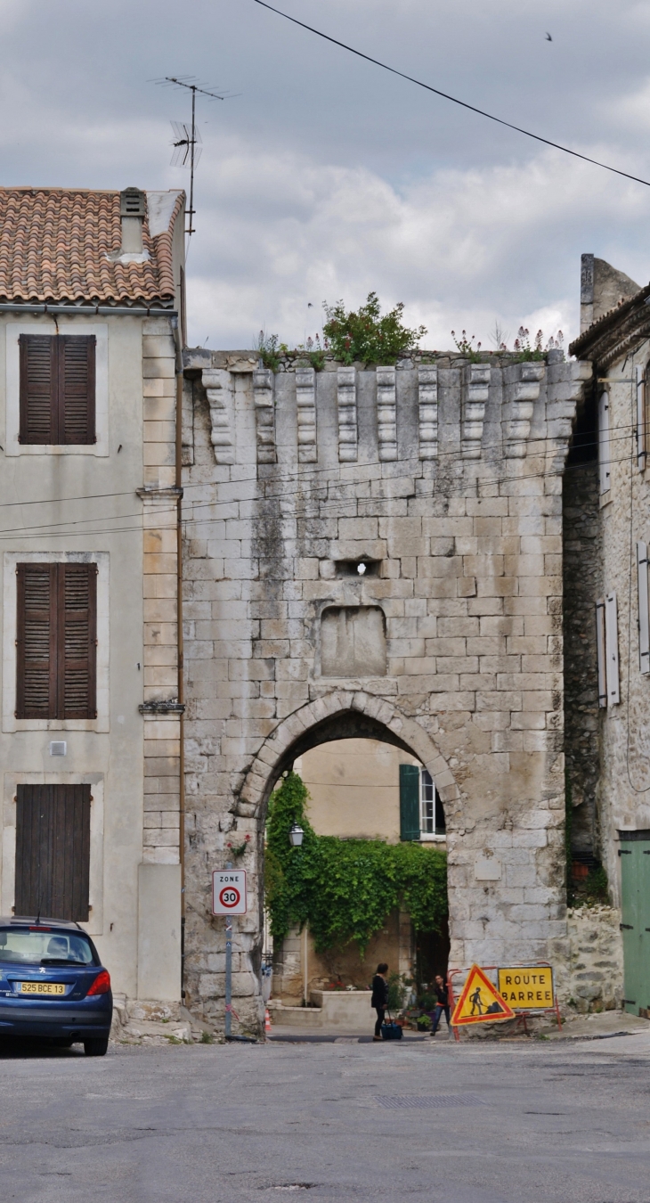 Ancienne porte du Village - Orgon