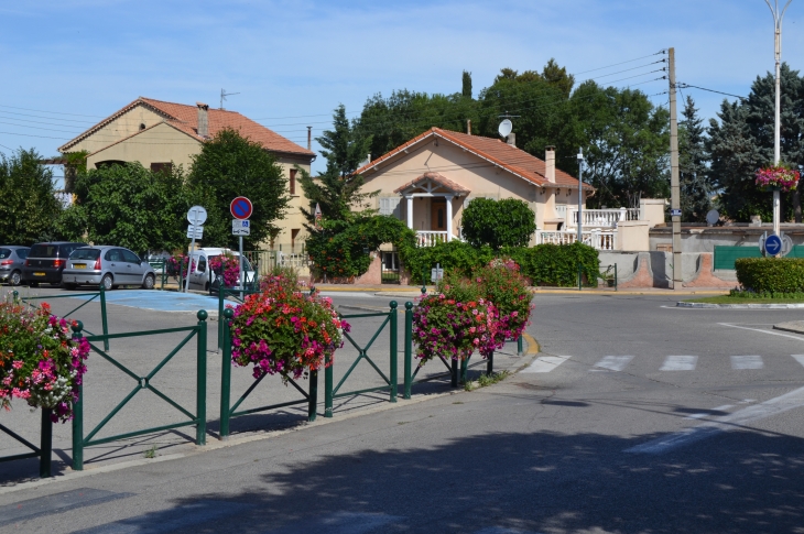  - Peyrolles-en-Provence