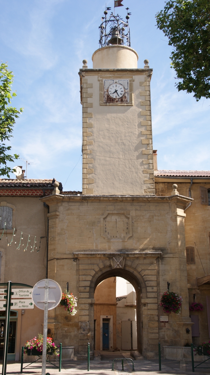  - Peyrolles-en-Provence