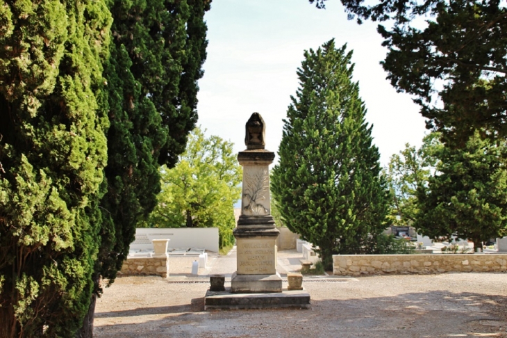 Monument-aux-Morts - Puyloubier