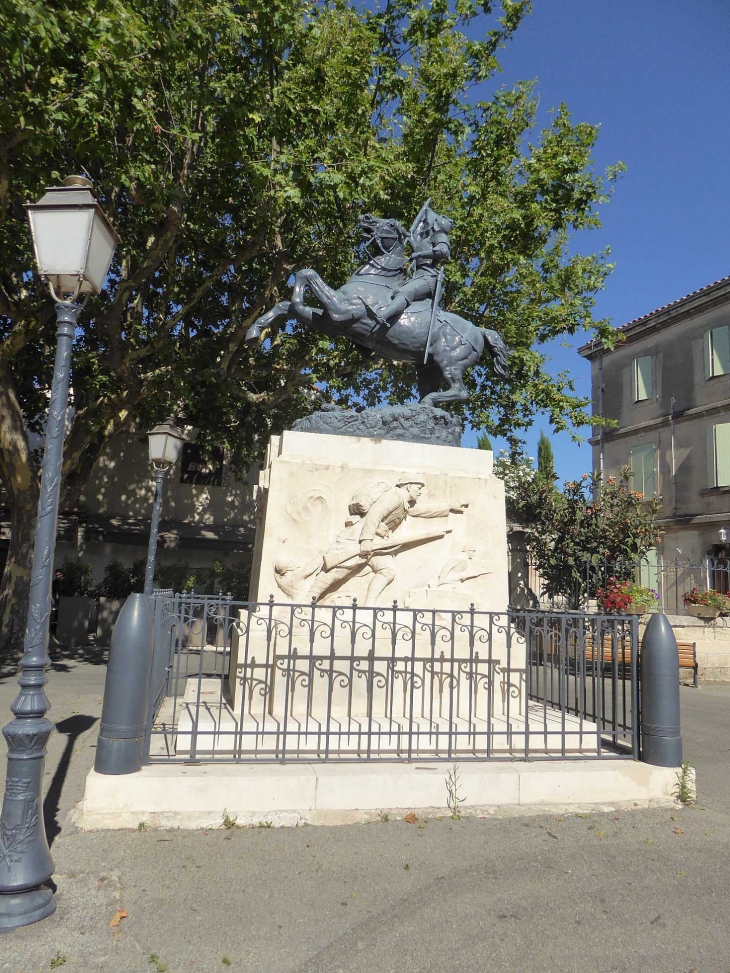 La statue de Jeanne d'Arc - Rognonas