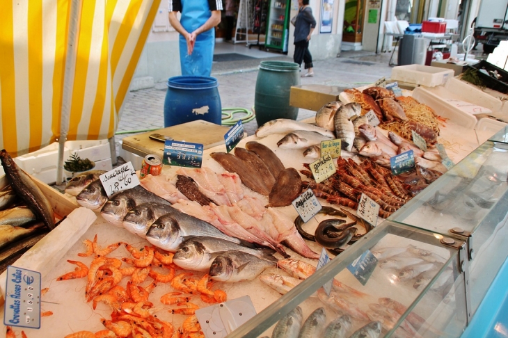 Au Marché - Saint-Martin-de-Crau