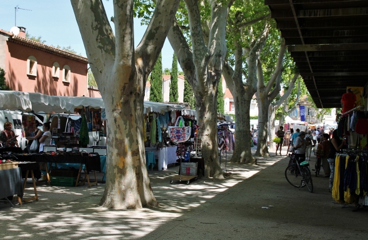 Le Marché - Saint-Martin-de-Crau