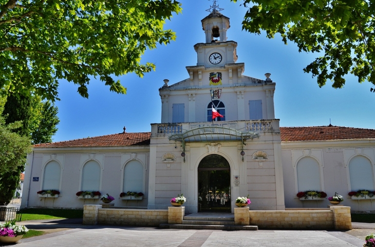 La Mairie - Saint-Martin-de-Crau