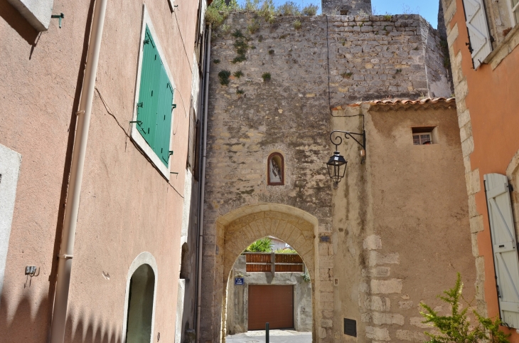 Porte de la Vieille Ville - Saint-Mitre-les-Remparts