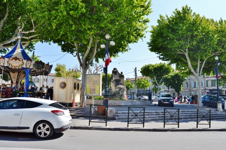  - Saint-Rémy-de-Provence