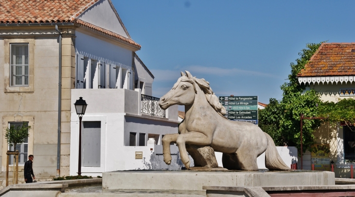 Fontaine - Saintes-Maries-de-la-Mer