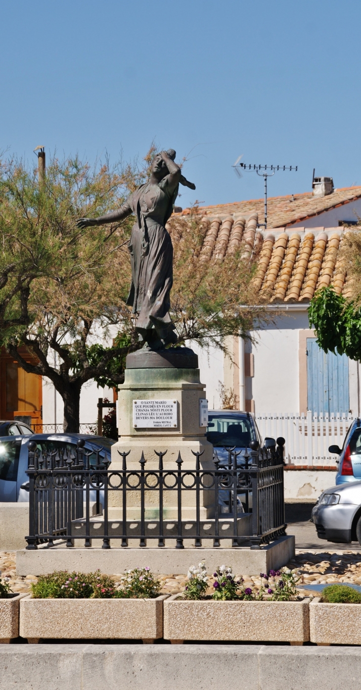 Statue - Saintes-Maries-de-la-Mer