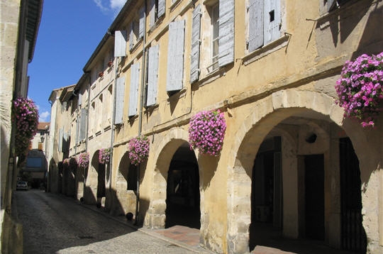 La Rue des halles - Tarascon