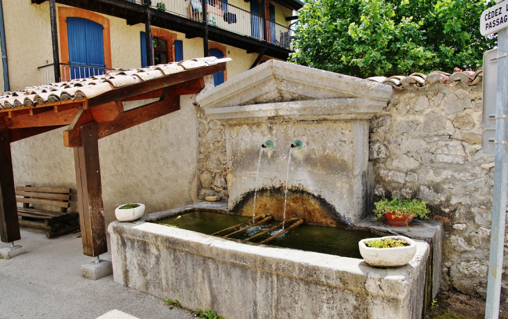 Fontaine - La Beaume