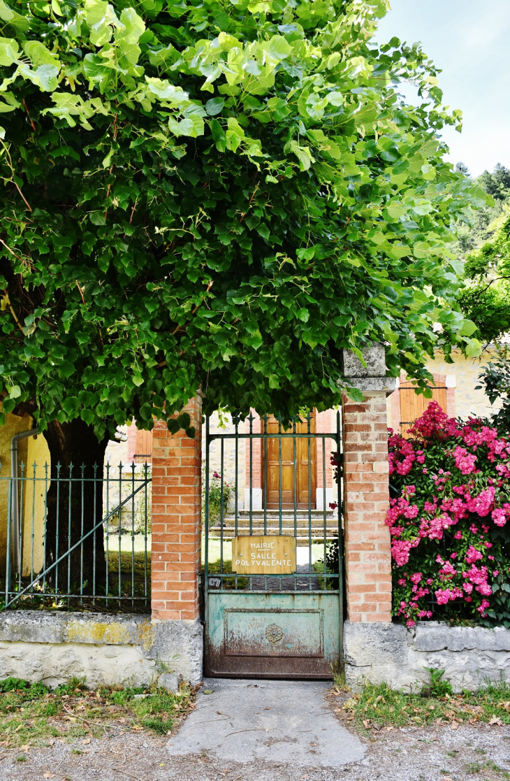 La Mairie - La Piarre