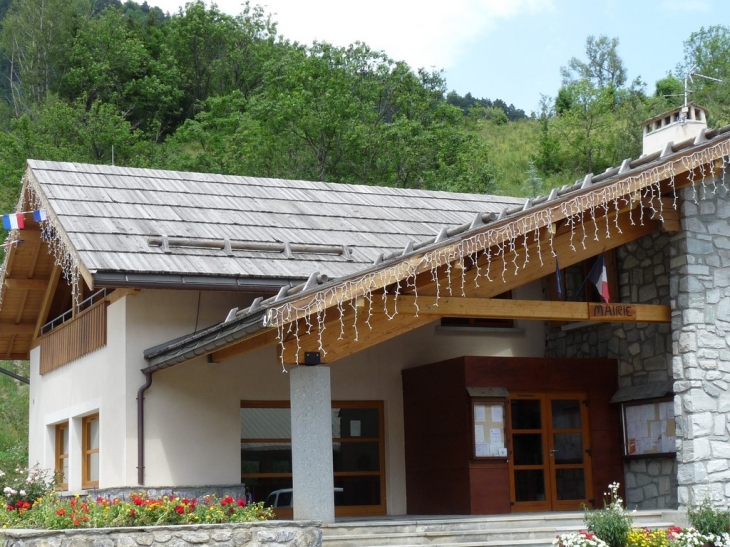 La mairie de la Salle - La Salle les Alpes