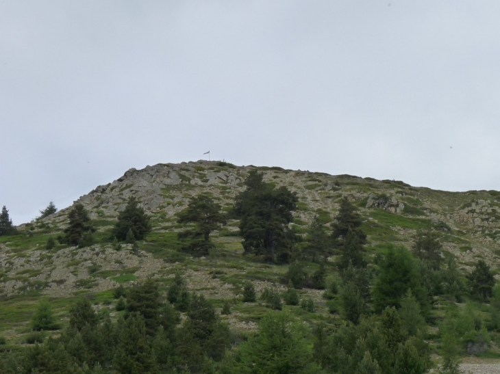 En montant vers la bergerie de Saint Joseph - La Salle les Alpes