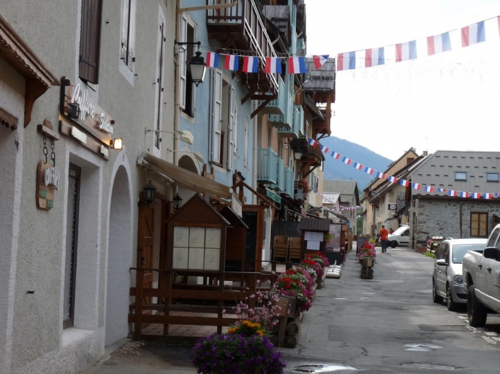 Rue de la Guisane - La Salle les Alpes